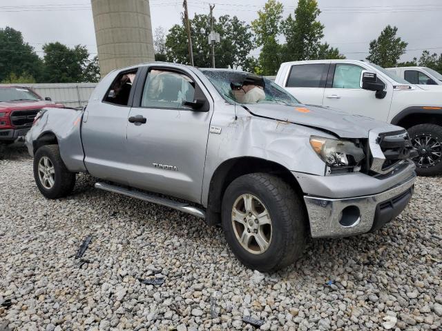 Photo 3 VIN: 5TFUM5F17AX001058 - TOYOTA TUNDRA DOU 