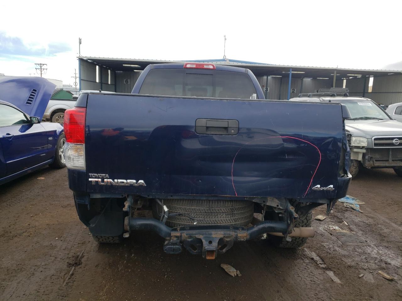 Photo 5 VIN: 5TFUM5F17AX004932 - TOYOTA TUNDRA 