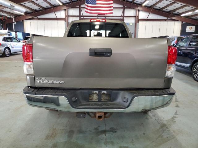 Photo 5 VIN: 5TFUM5F17AX007863 - TOYOTA TUNDRA DOU 