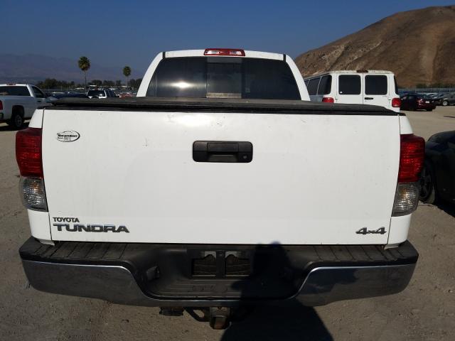 Photo 8 VIN: 5TFUM5F17AX015025 - TOYOTA TUNDRA DOU 