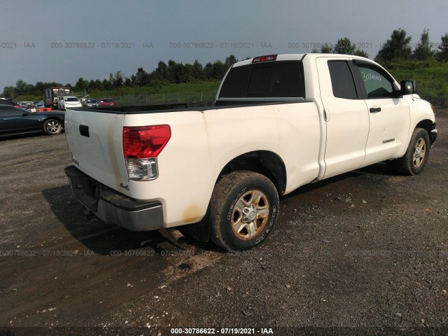 Photo 3 VIN: 5TFUM5F17BX024857 - TOYOTA TUNDRA 4WD TRUCK 