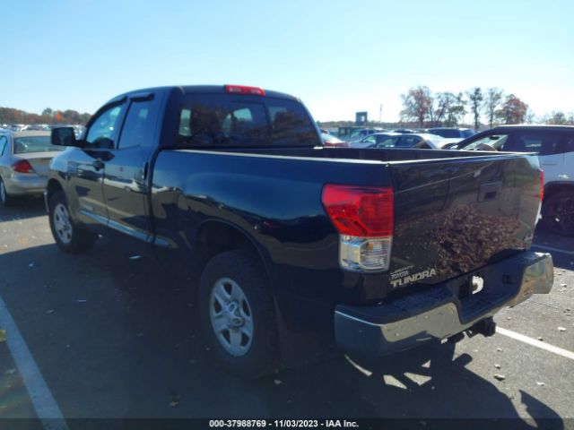 Photo 2 VIN: 5TFUM5F17CX032863 - TOYOTA TUNDRA 