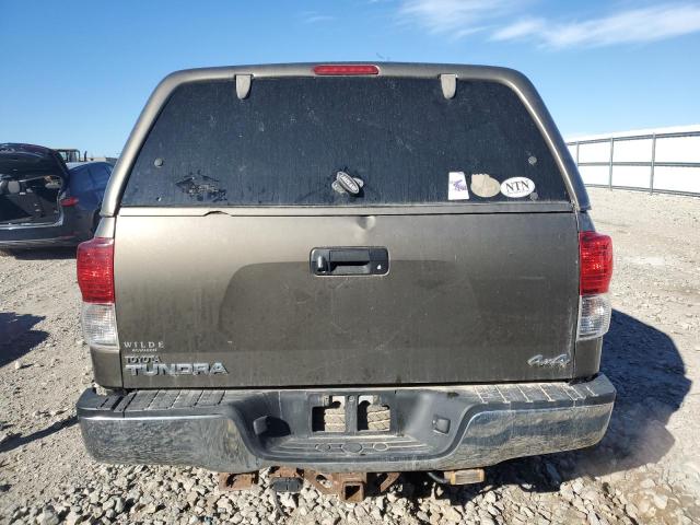 Photo 5 VIN: 5TFUM5F17DX047980 - TOYOTA TUNDRA DOU 