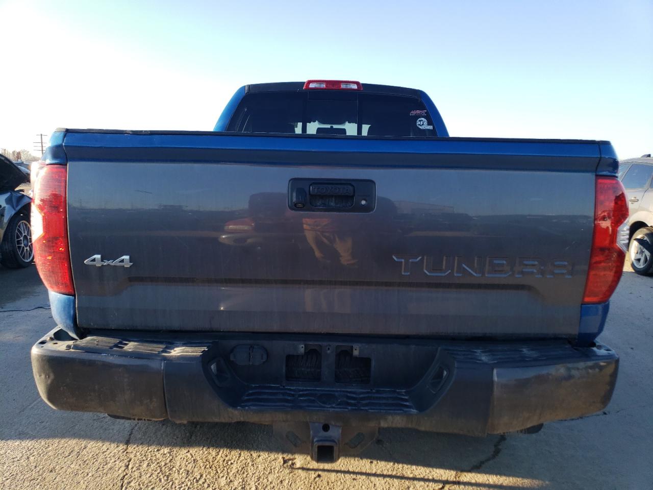 Photo 5 VIN: 5TFUM5F17FX059310 - TOYOTA TUNDRA 