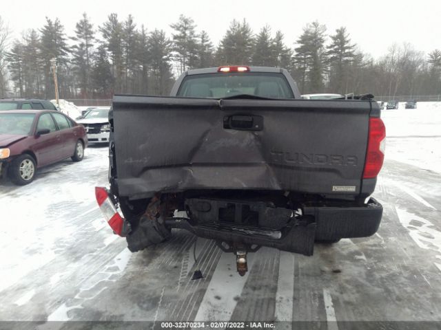 Photo 5 VIN: 5TFUM5F17FX061025 - TOYOTA TUNDRA 4WD TRUCK 