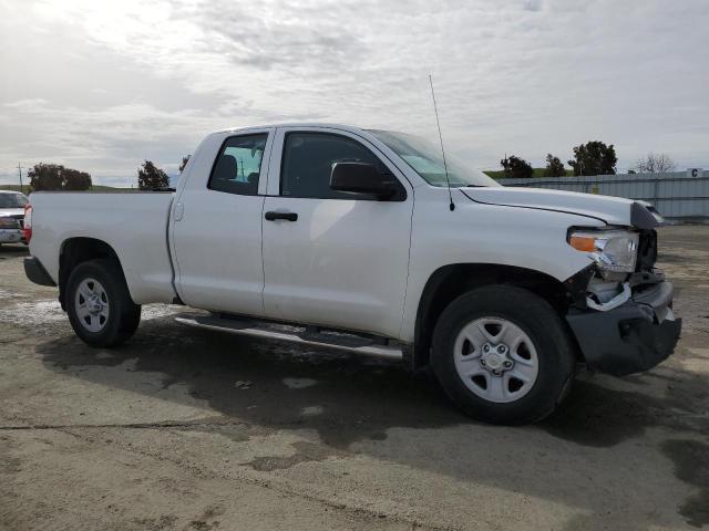 Photo 3 VIN: 5TFUM5F17FX061901 - TOYOTA TUNDRA DOU 