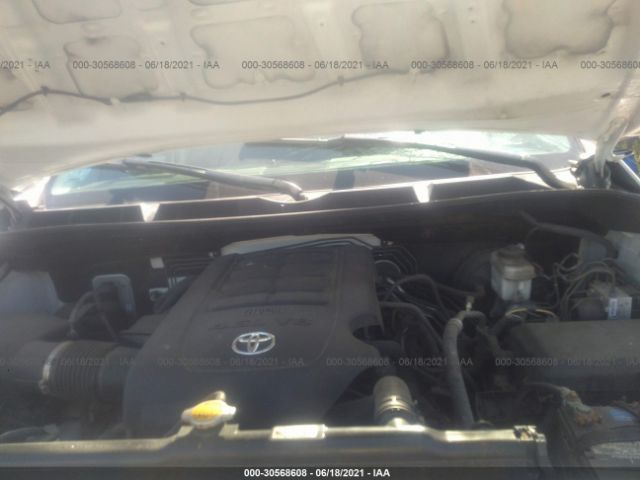 Photo 9 VIN: 5TFUM5F17FX063891 - TOYOTA TUNDRA 4WD TRUCK 