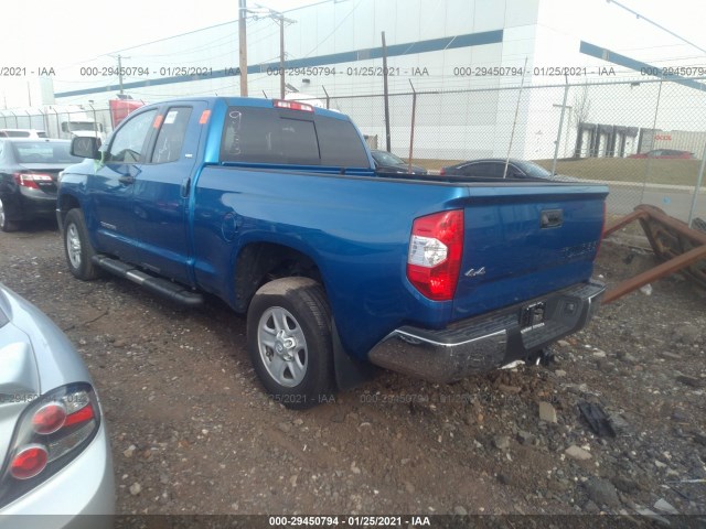 Photo 2 VIN: 5TFUM5F17JX079033 - TOYOTA TUNDRA 4WD 