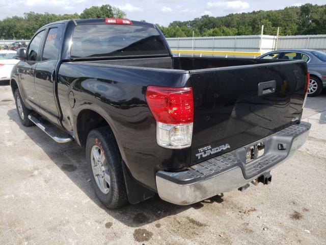 Photo 2 VIN: 5TFUM5F18AX005717 - TOYOTA TUNDRA DOU 