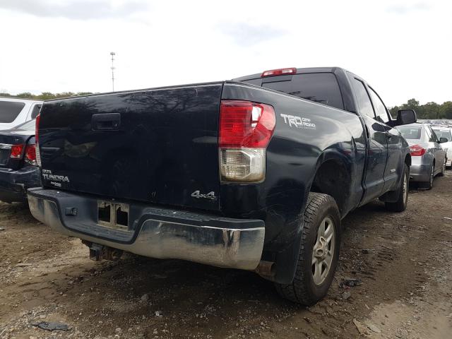 Photo 3 VIN: 5TFUM5F18BX020235 - TOYOTA TUNDRA DOU 