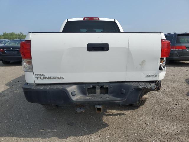 Photo 5 VIN: 5TFUM5F18BX022938 - TOYOTA TUNDRA DOU 