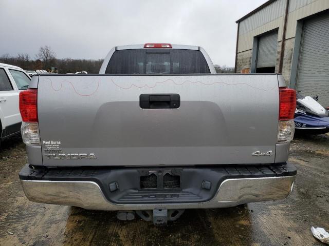 Photo 5 VIN: 5TFUM5F18BX026794 - TOYOTA TUNDRA DOU 