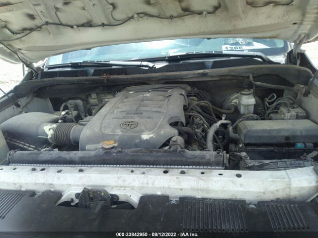 Photo 9 VIN: 5TFUM5F18GX066123 - TOYOTA TUNDRA 4WD TRUCK 