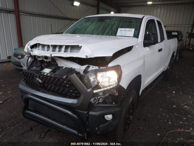 Photo 1 VIN: 5TFUM5F18KX081777 - TOYOTA TUNDRA 