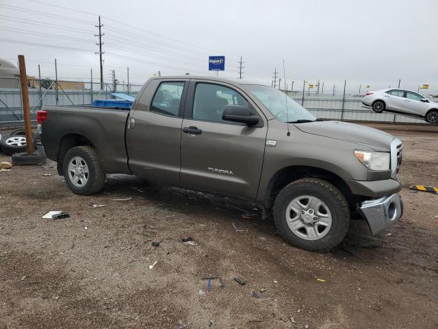 Photo 3 VIN: 5TFUM5F19AX004172 - TOYOTA TUNDRA DOU 