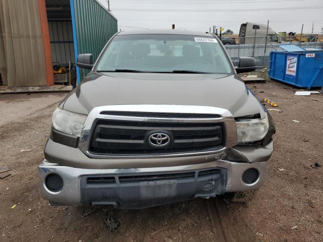 Photo 4 VIN: 5TFUM5F19AX004172 - TOYOTA TUNDRA DOU 