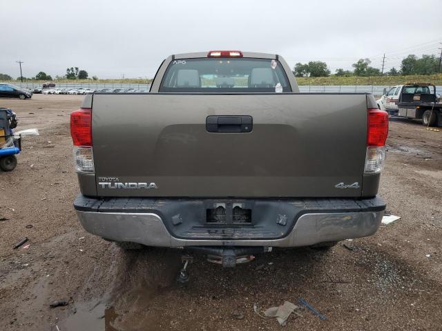 Photo 5 VIN: 5TFUM5F19AX004172 - TOYOTA TUNDRA DOU 