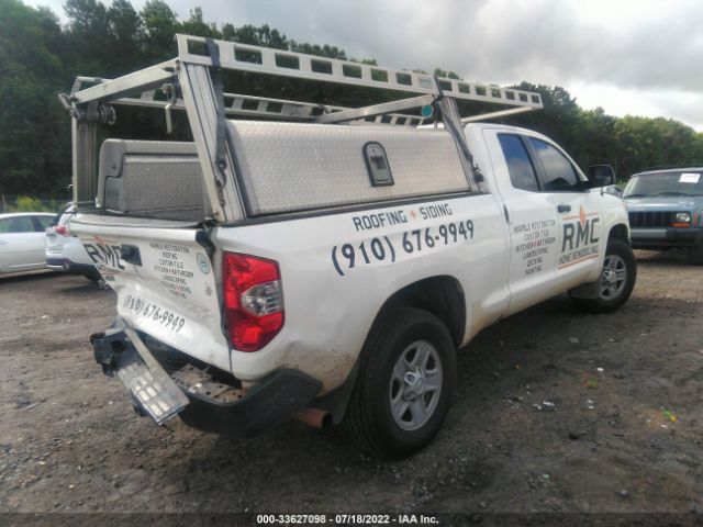 Photo 3 VIN: 5TFUM5F19EX050980 - TOYOTA TUNDRA 4WD TRUCK 