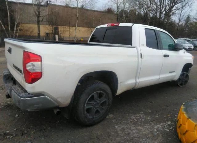 Photo 3 VIN: 5TFUM5F19FX061270 - TOYOTA TUNDRA 4WD TRUCK 