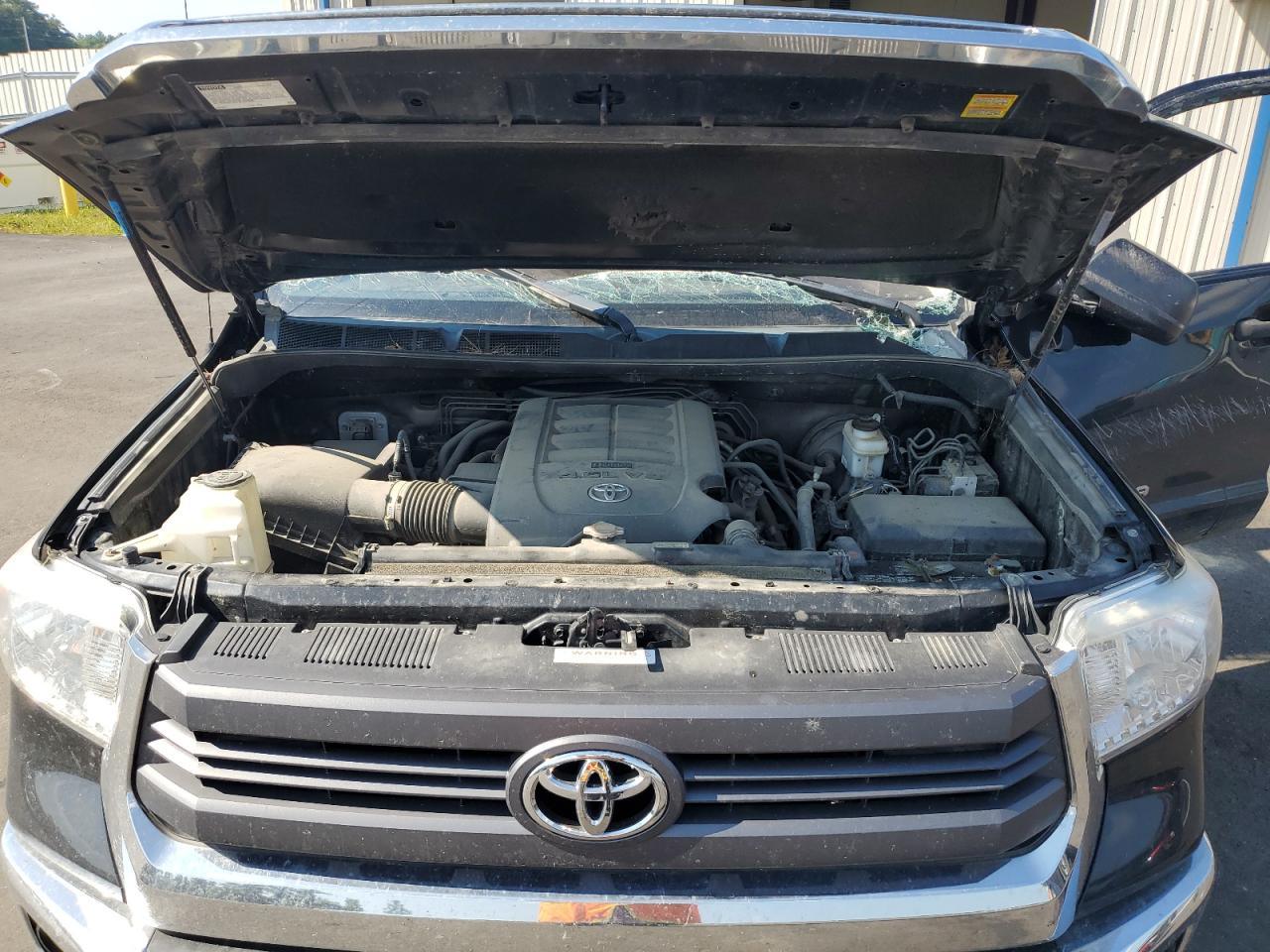 Photo 10 VIN: 5TFUM5F19FX061320 - TOYOTA TUNDRA 