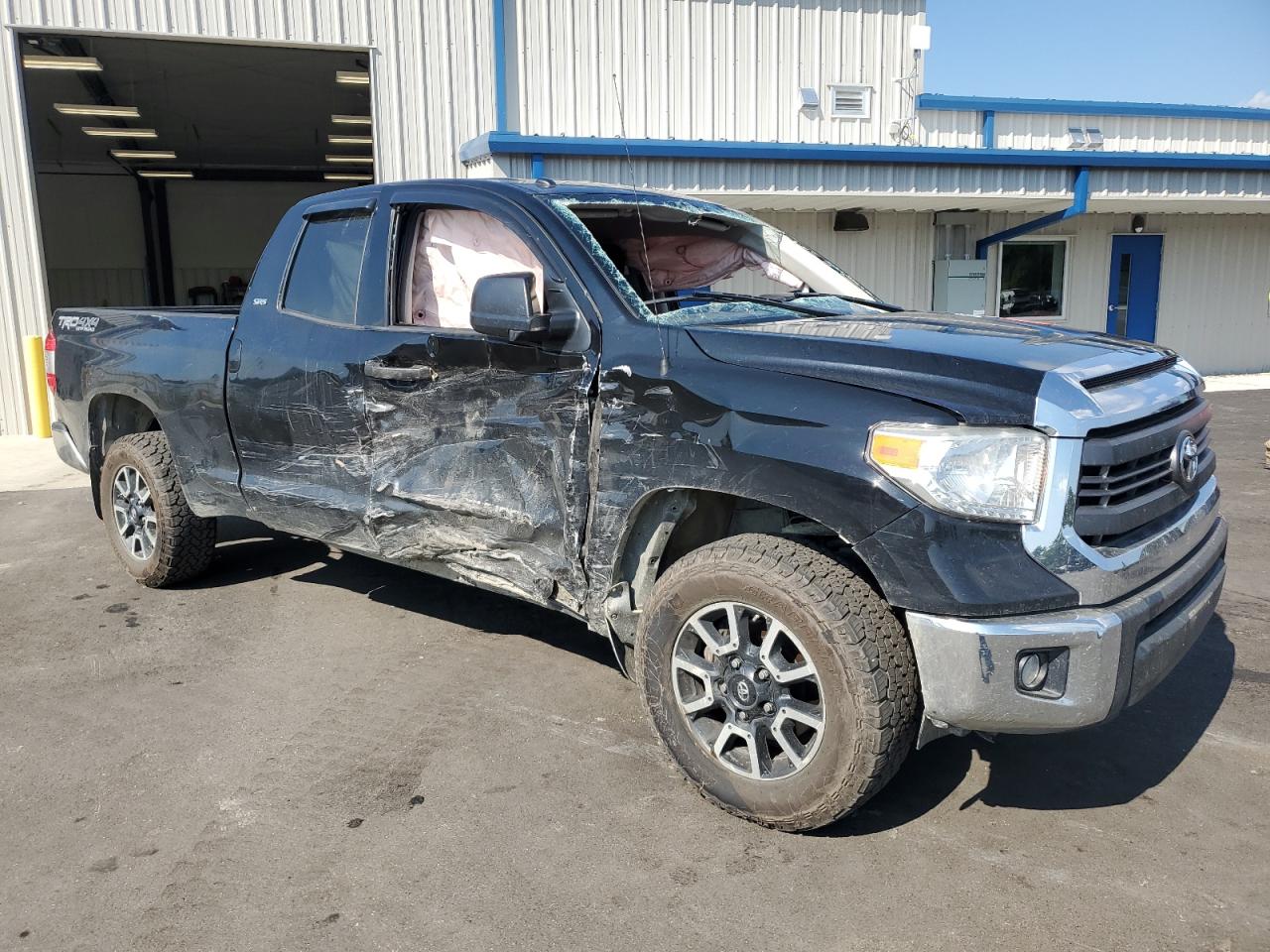 Photo 3 VIN: 5TFUM5F19FX061320 - TOYOTA TUNDRA 