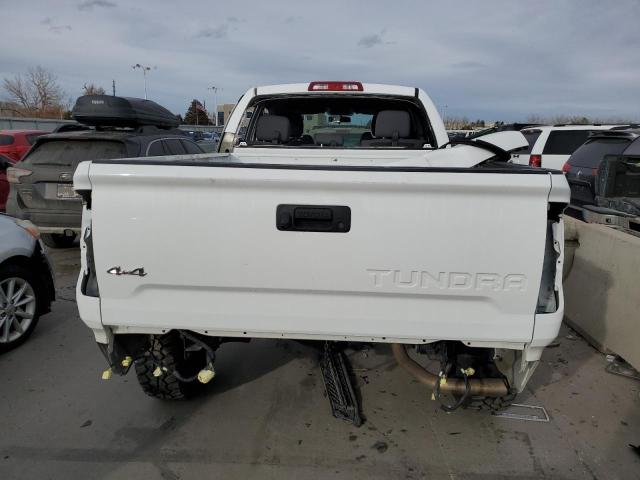 Photo 5 VIN: 5TFUM5F19FX063911 - TOYOTA TUNDRA DOU 