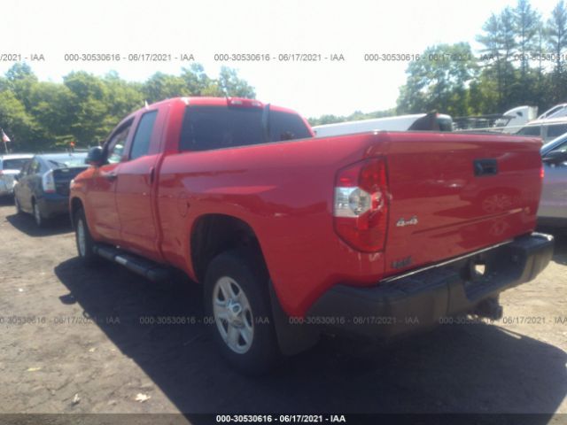 Photo 2 VIN: 5TFUM5F19GX064851 - TOYOTA TUNDRA 4WD TRUCK 