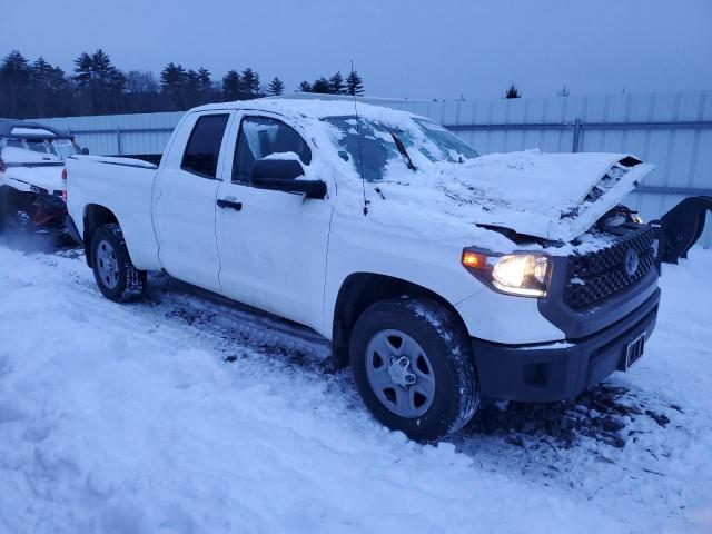 Photo 3 VIN: 5TFUM5F19KX081609 - TOYOTA TUNDRA 