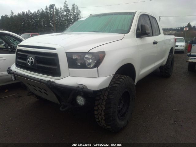 Photo 1 VIN: 5TFUM5F1XBX017739 - TOYOTA TUNDRA 4WD TRUCK 