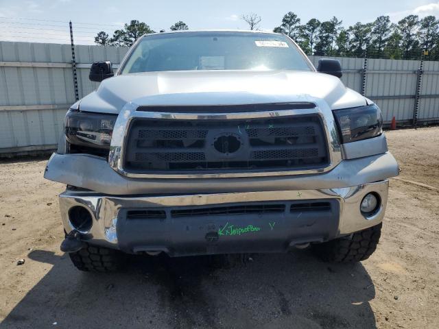 Photo 4 VIN: 5TFUM5F1XCX037555 - TOYOTA TUNDRA DOU 