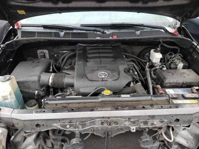 Photo 6 VIN: 5TFUM5F1XDX048900 - TOYOTA TUNDRA DOU 