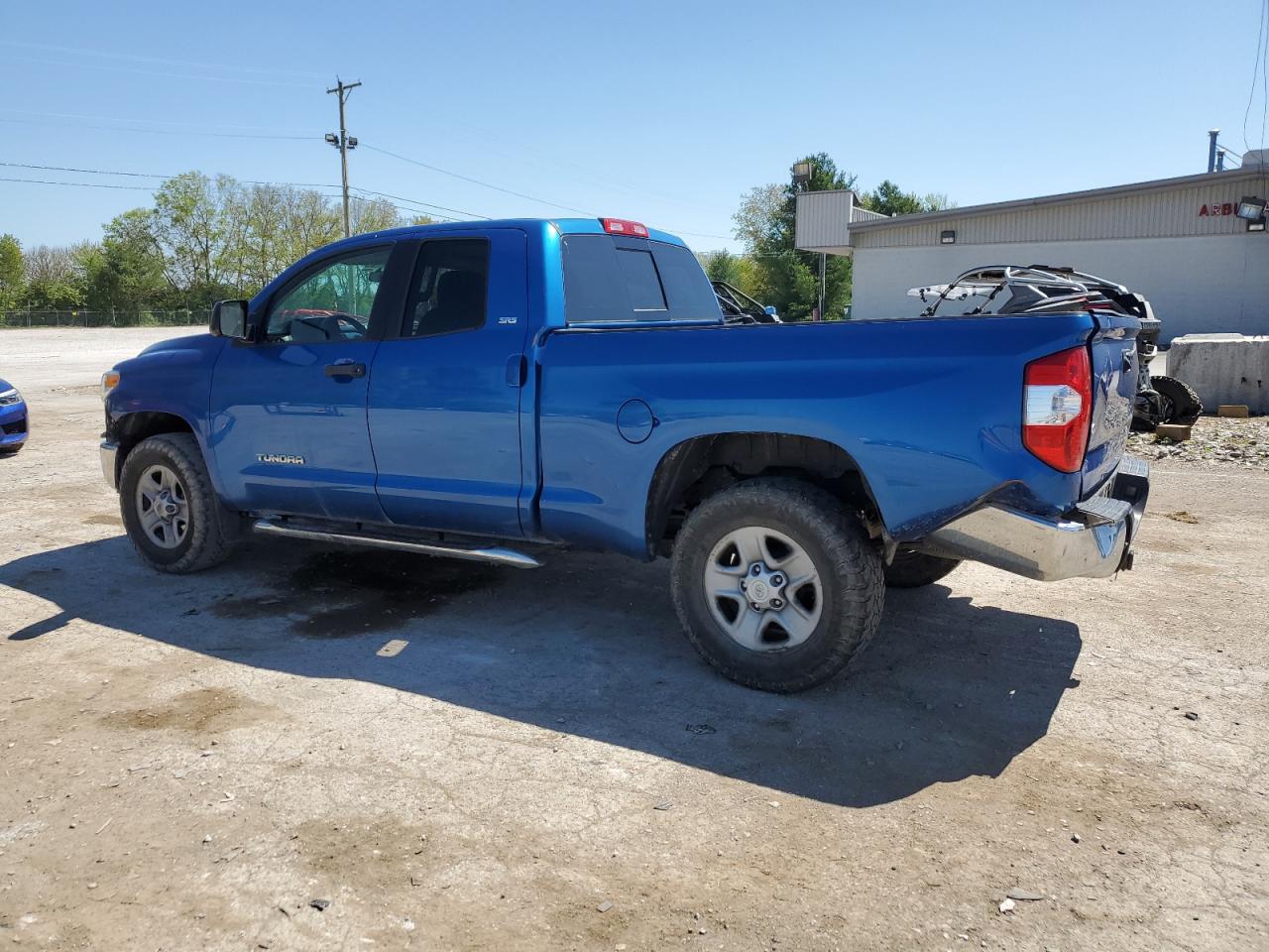 Photo 1 VIN: 5TFUM5F1XGX068889 - TOYOTA TUNDRA 