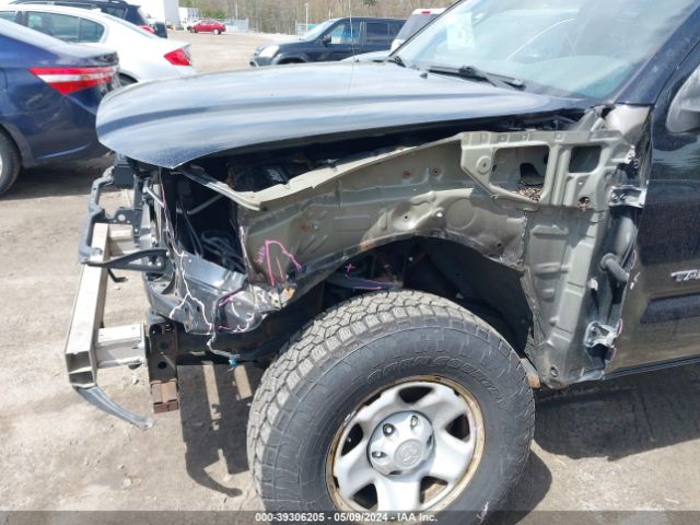 Photo 5 VIN: 5TFUU4EN0BX012421 - TOYOTA TACOMA 