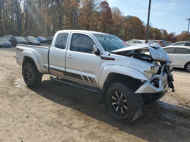 Photo 3 VIN: 5TFUU4EN1DX064918 - TOYOTA TACOMA 