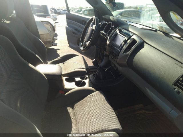 Photo 4 VIN: 5TFUU4EN2DX056830 - TOYOTA TACOMA 