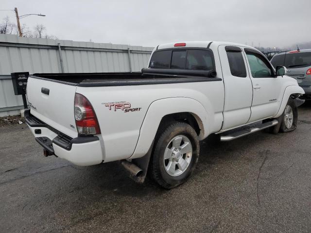 Photo 2 VIN: 5TFUU4EN2DX077631 - TOYOTA TACOMA 