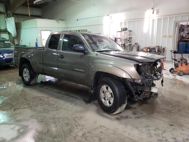 Photo 3 VIN: 5TFUU4EN3BX017287 - TOYOTA TACOMA 