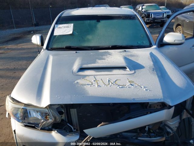 Photo 9 VIN: 5TFUU4EN3DX061471 - TOYOTA TACOMA 