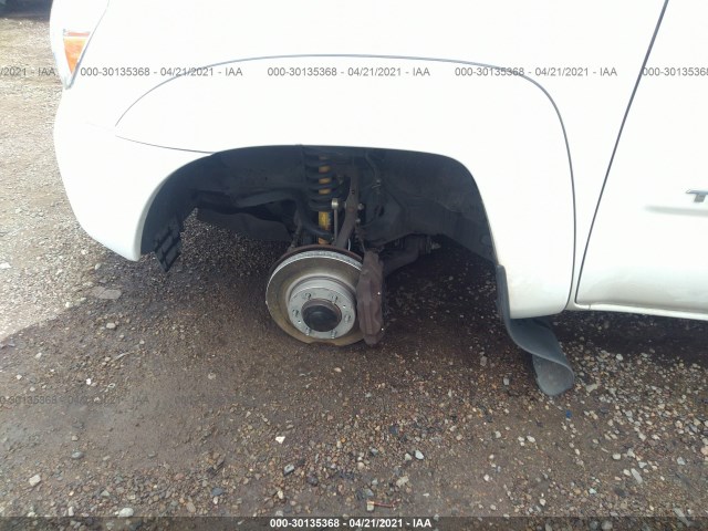 Photo 5 VIN: 5TFUU4EN3FX137578 - TOYOTA TACOMA 