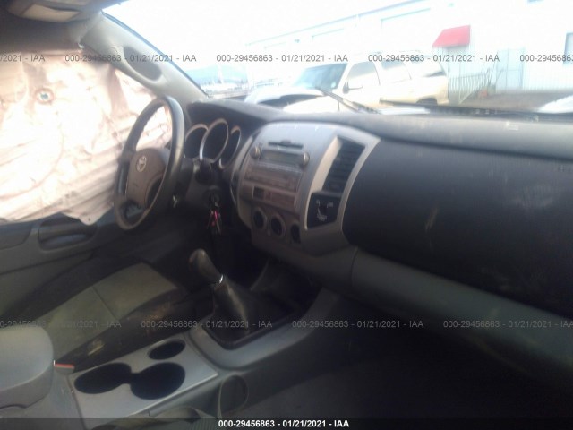 Photo 4 VIN: 5TFUU4EN4BX018822 - TOYOTA TACOMA 