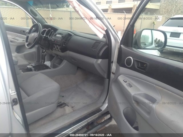 Photo 4 VIN: 5TFUU4EN7BX011444 - TOYOTA TACOMA 