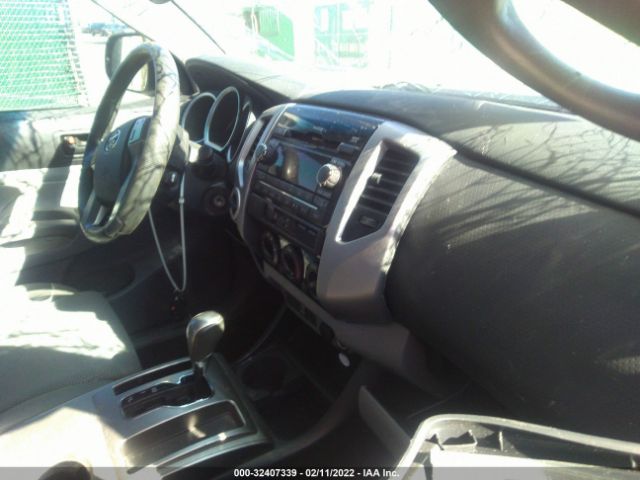 Photo 4 VIN: 5TFUU4EN7CX028195 - TOYOTA TACOMA 