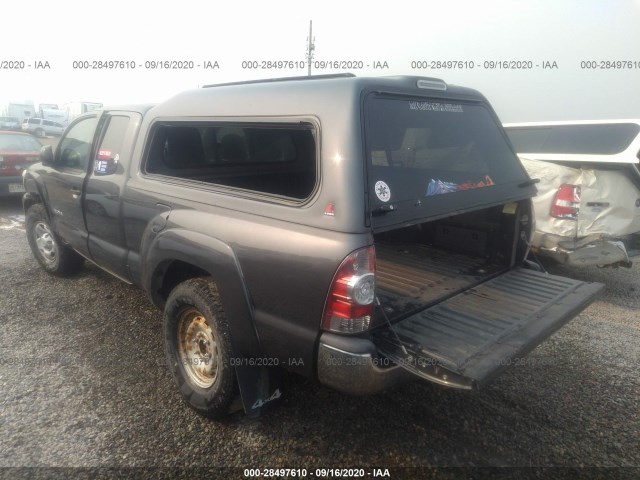 Photo 2 VIN: 5TFUU4EN7DX064972 - TOYOTA TACOMA 