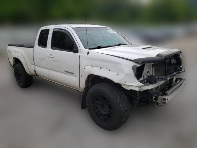 Photo 3 VIN: 5TFUU4EN8CX039805 - TOYOTA TACOMA 