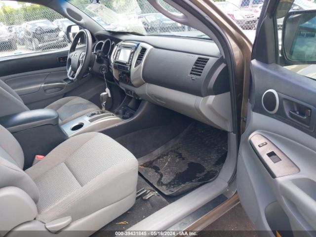 Photo 4 VIN: 5TFUU4EN8EX087128 - TOYOTA TACOMA 