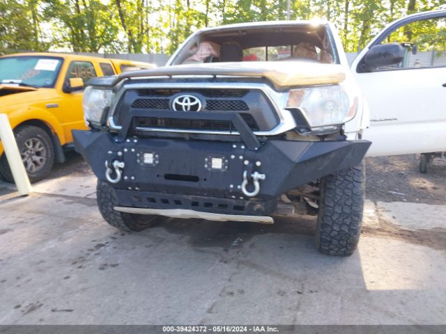 Photo 5 VIN: 5TFUU4EN8FX121439 - TOYOTA TACOMA 