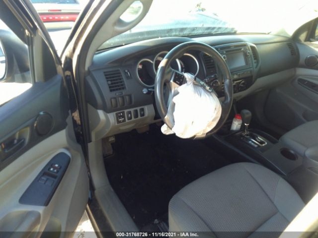 Photo 4 VIN: 5TFUU4EN9DX062785 - TOYOTA TACOMA 