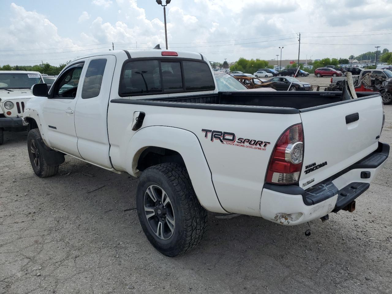 Photo 1 VIN: 5TFUU4EN9FX111681 - TOYOTA TACOMA 