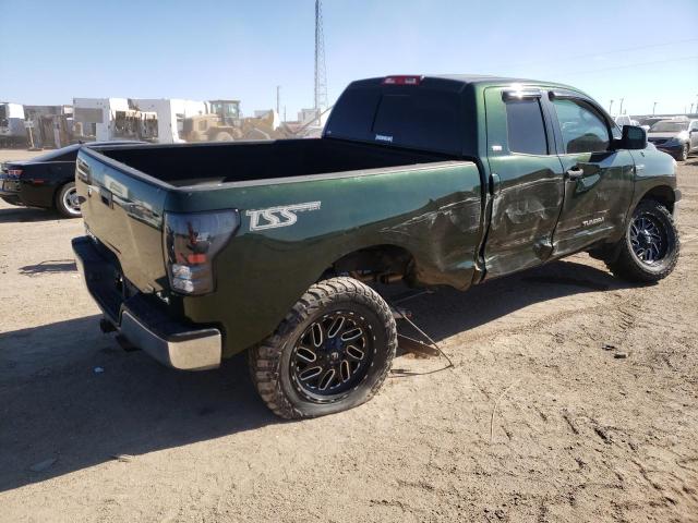 Photo 2 VIN: 5TFUW5F10AX110973 - TOYOTA TUNDRA DOU 