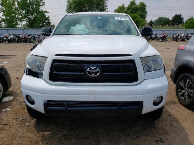 Photo 4 VIN: 5TFUW5F10BX159723 - TOYOTA TUNDRA DOU 